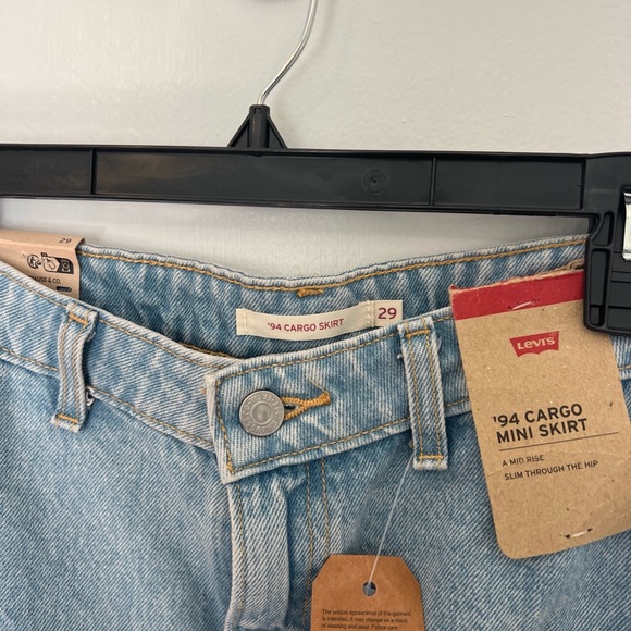 Levi's '94 Cargo Mini Skirt - Light Blue Denim - Picture 3 of 4